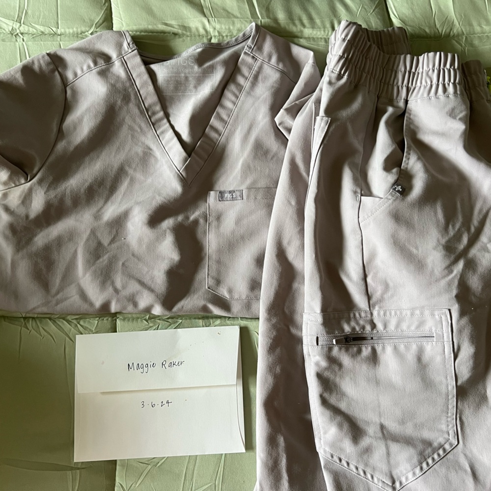Figs scrub set